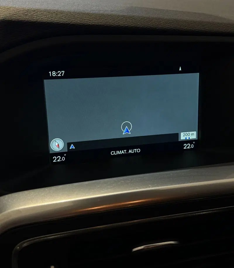 Volvo V60 Cross Country usata a Parma (9)