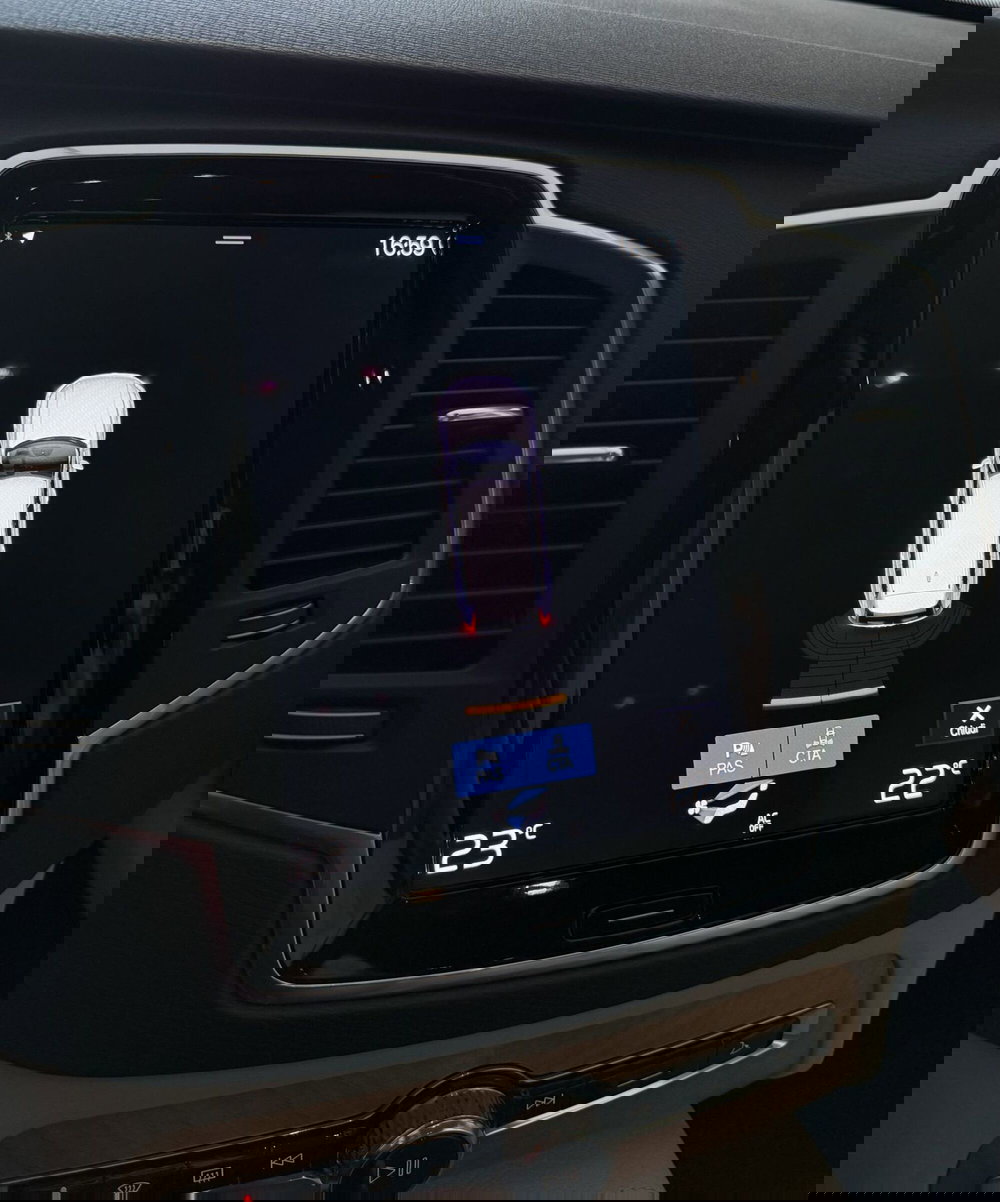 Volvo XC90 usata a Parma (12)