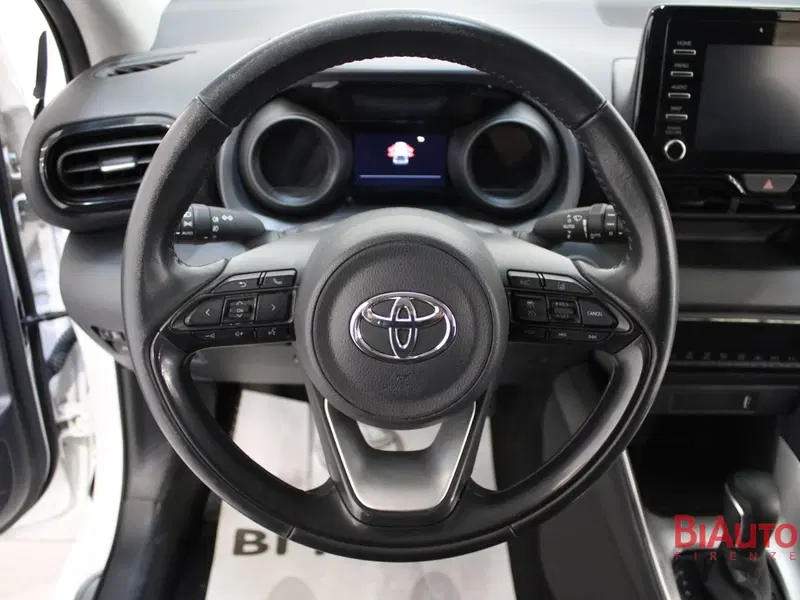 Toyota Yaris usata a Firenze (11)