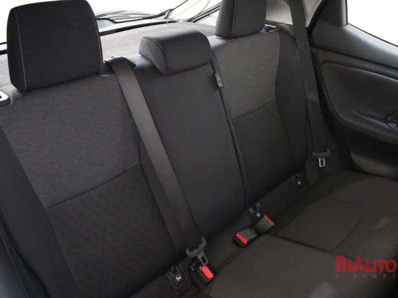 Toyota Yaris usata a Firenze (8)