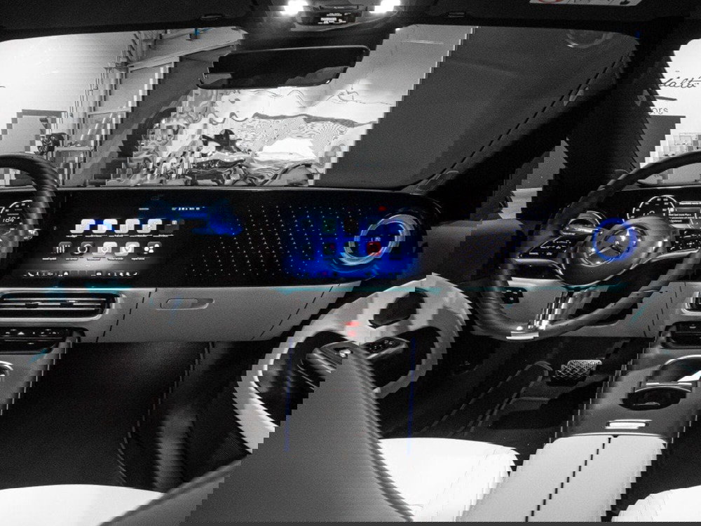 Mercedes-Benz CLA EQ nuova a Ancona (17)