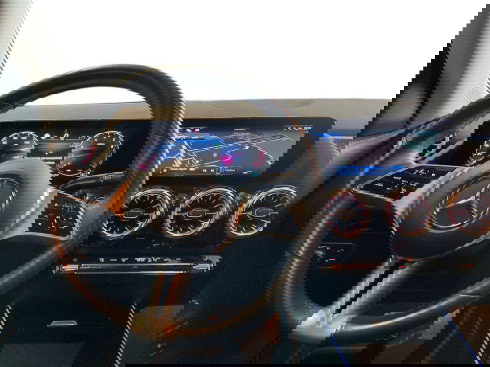 Mercedes-Benz GLA SUV usata a Ancona (11)