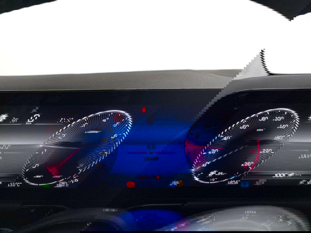 Mercedes-Benz GLA SUV usata a Ancona (9)