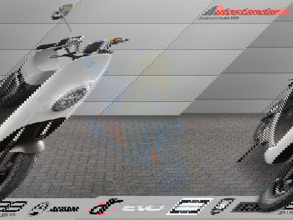 Xev XEV LS nuova a Torino (4)