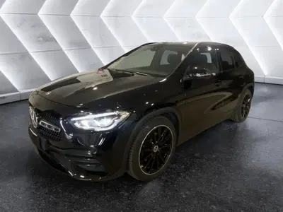 Mercedes-Benz GLA SUV 220 d AMG Line Premium Plus 4matic auto del 2022 usata a Napoli