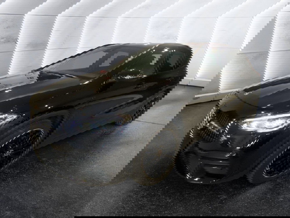 Mercedes-Benz GLA SUV usata a Napoli