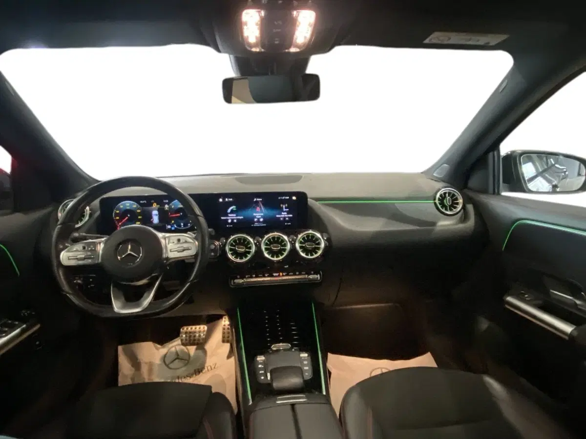 Mercedes-Benz GLA SUV usata a Napoli (12)