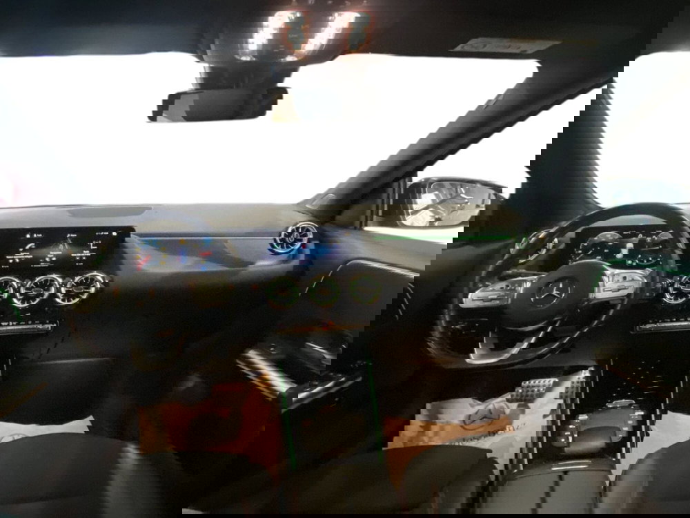 Mercedes-Benz GLA SUV usata a Napoli (12)