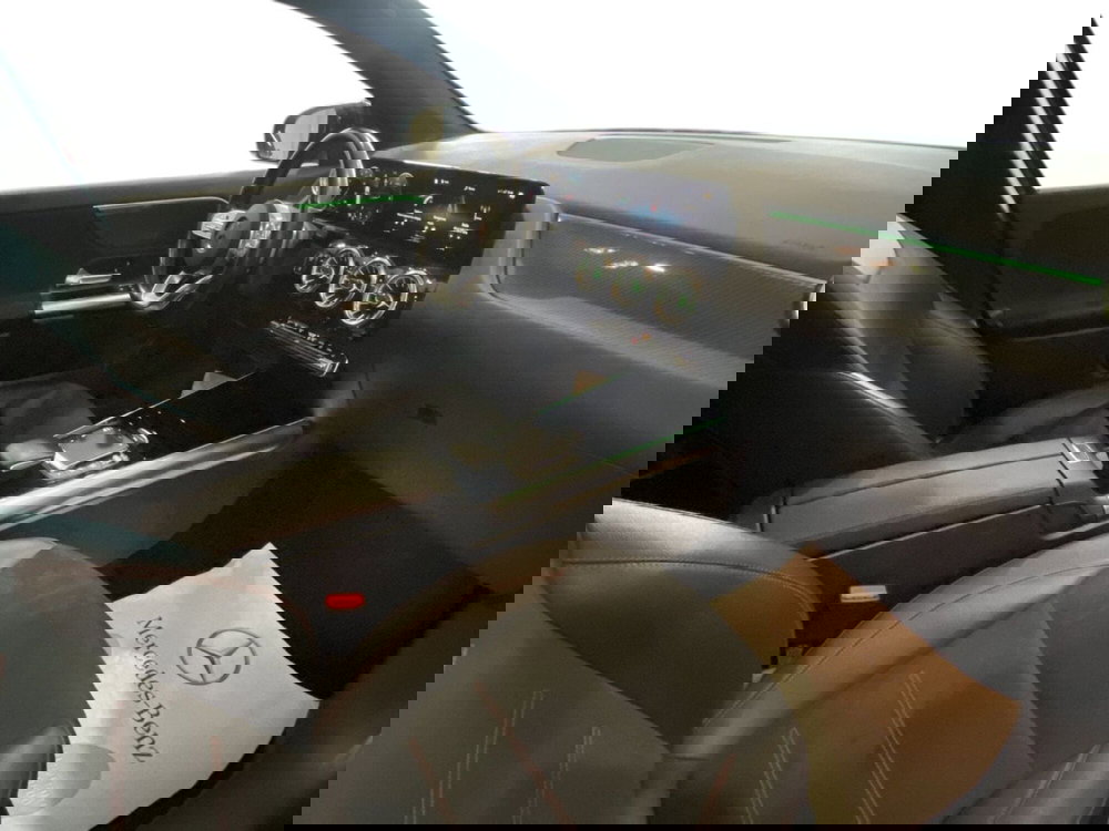 Mercedes-Benz GLA SUV usata a Napoli (14)