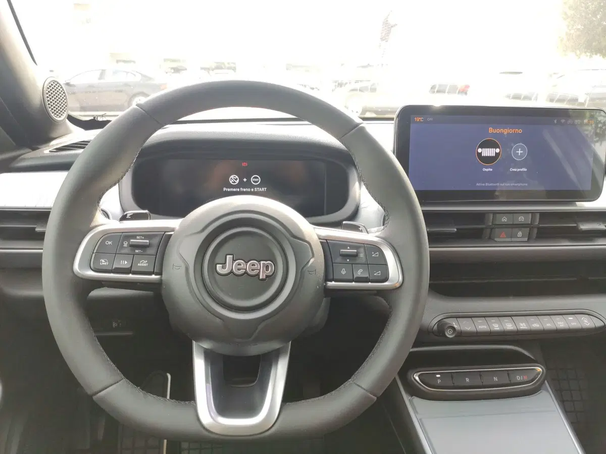 Jeep Avenger usata a Avellino (17)