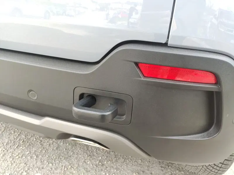 Jeep Avenger usata a Avellino (9)