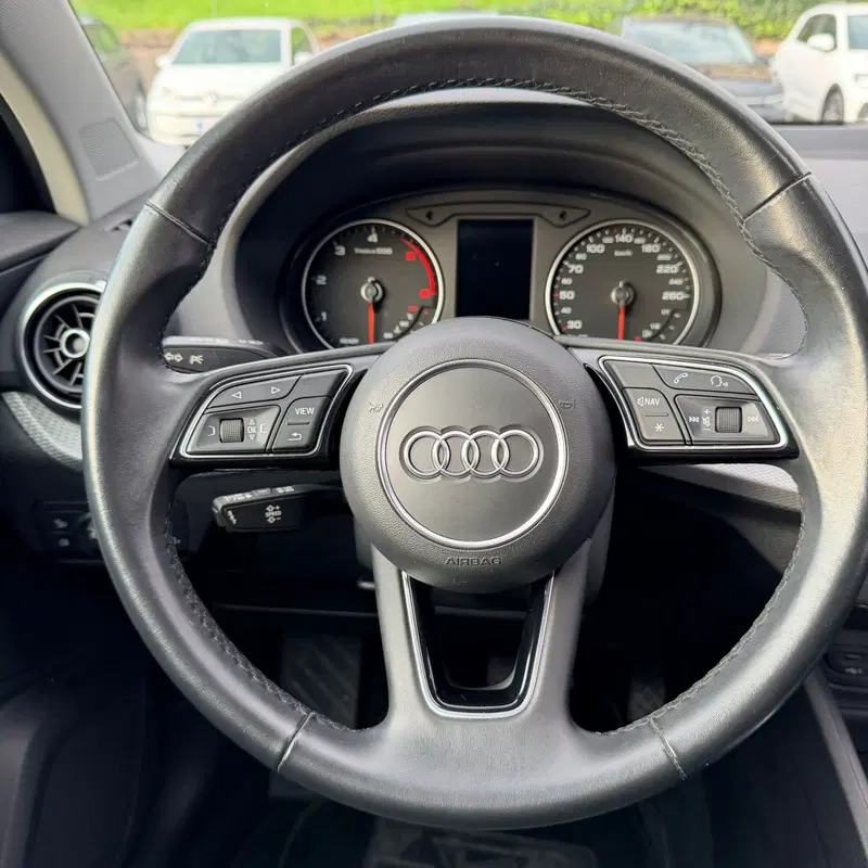 Audi Q3 usata a Avellino (10)