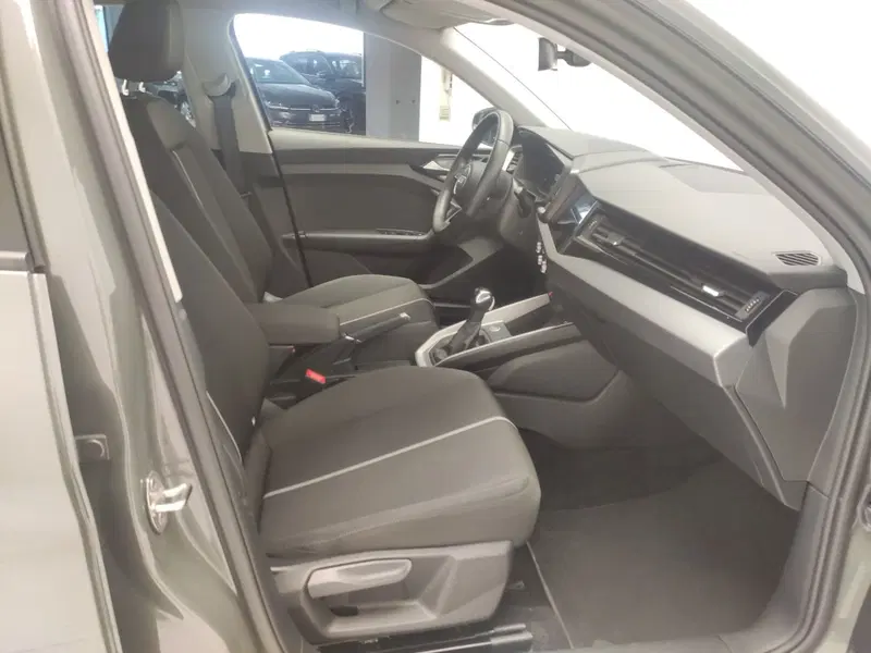 Audi Q3 usata a Avellino (18)