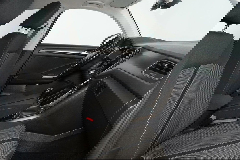 Volkswagen T-Roc usata a Perugia (11)