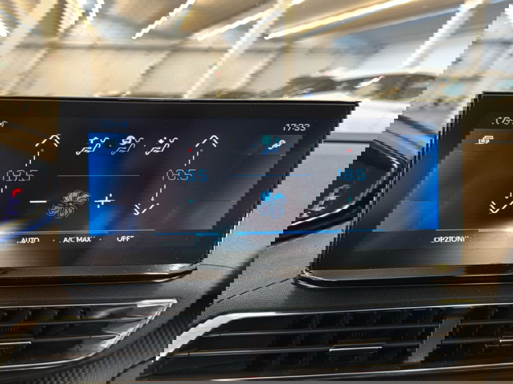 Peugeot 3008 usata a Pordenone (16)