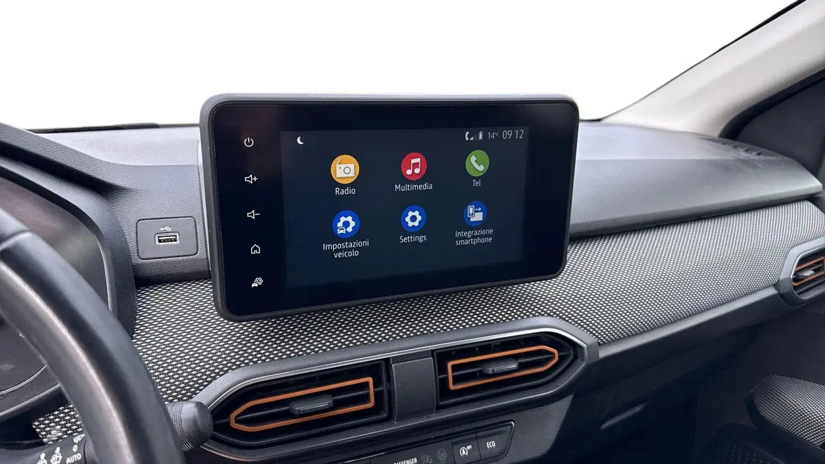 Dacia Sandero usata a Treviso (7)