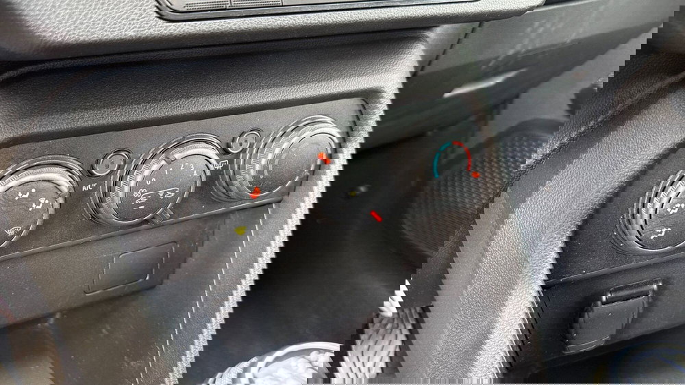 Dacia Sandero usata a Treviso (8)