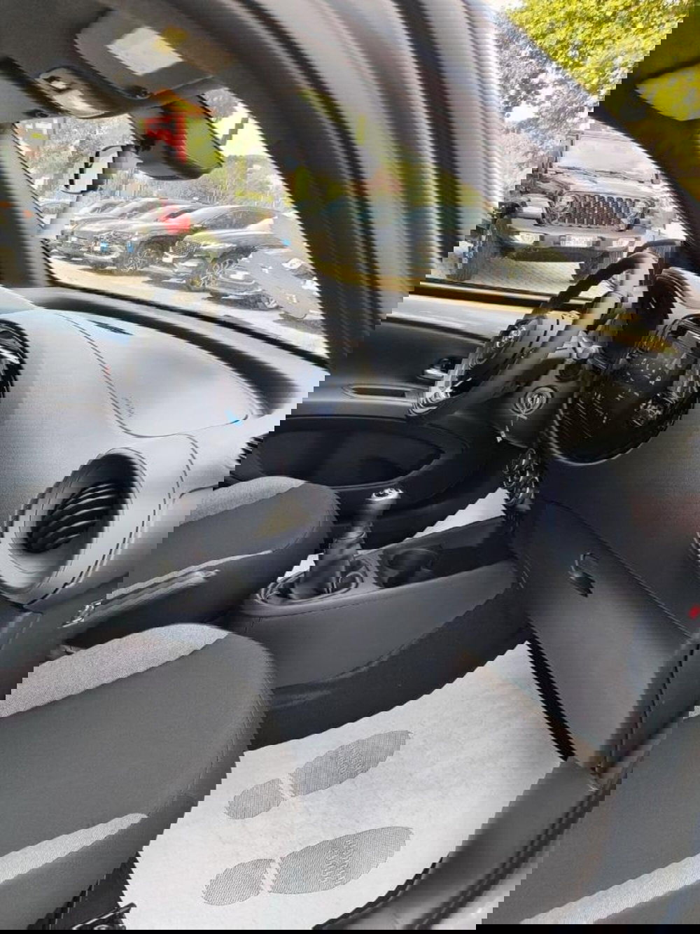 Toyota Aygo X nuova a Perugia (5)