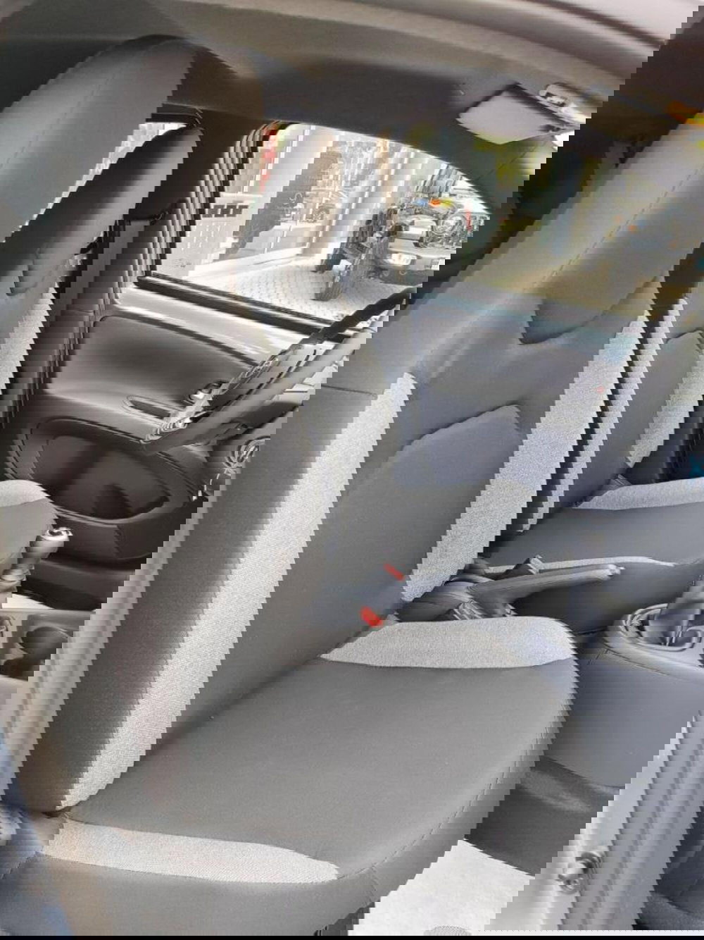 Toyota Aygo X nuova a Perugia (6)