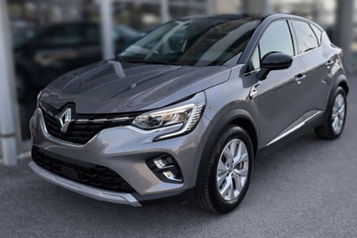 Renault Captur 1.6 full hybrid Techno 145cv auto del 2022 usata a Rimini