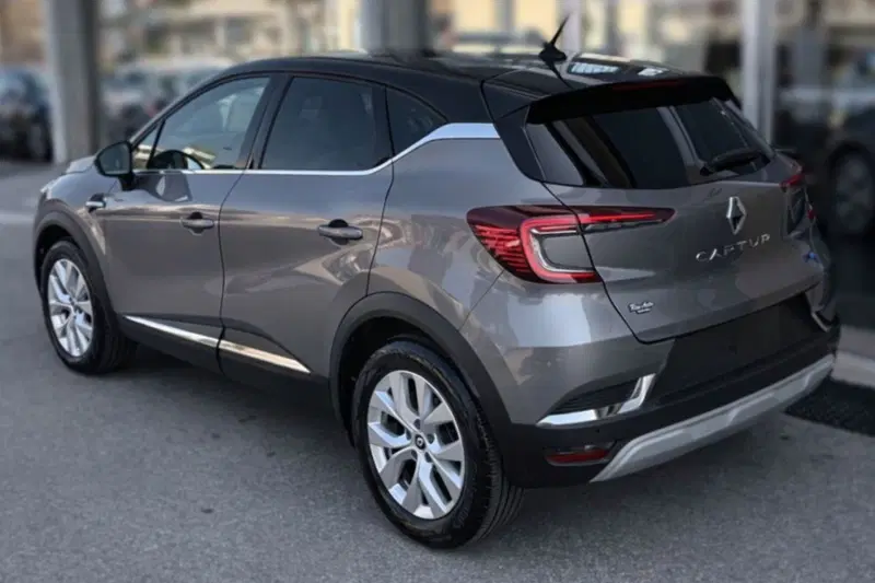 Renault Captur usata a Rimini (4)