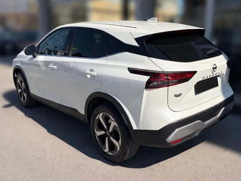 Nissan Qashqai usata a Rimini (2)