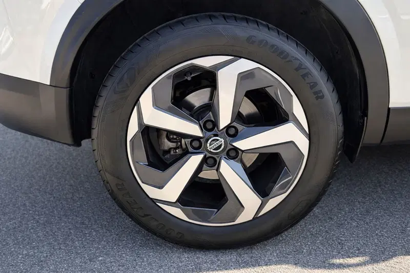 Nissan Qashqai usata a Rimini (6)