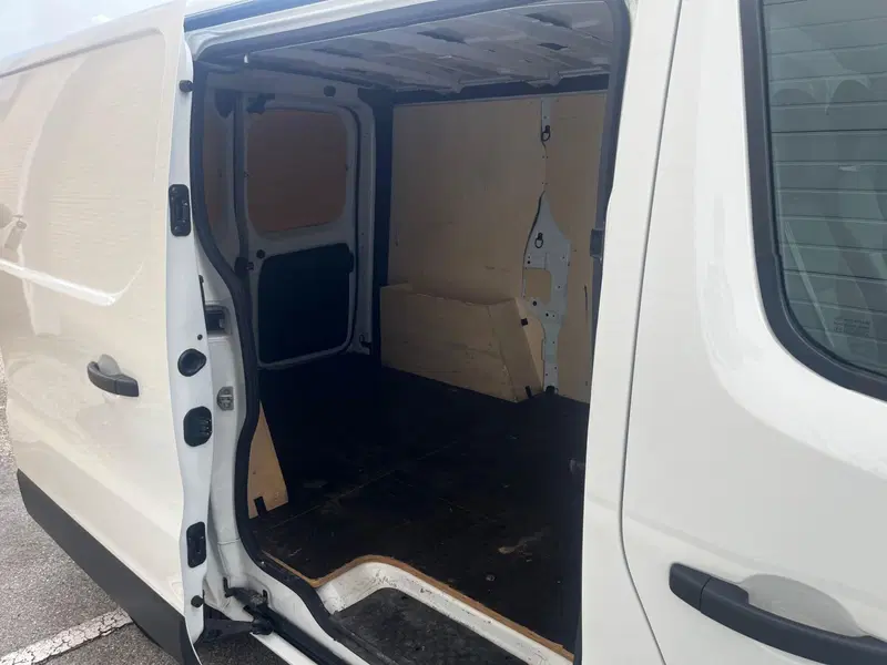 Renault Trafic Furgone usata a Rimini (10)