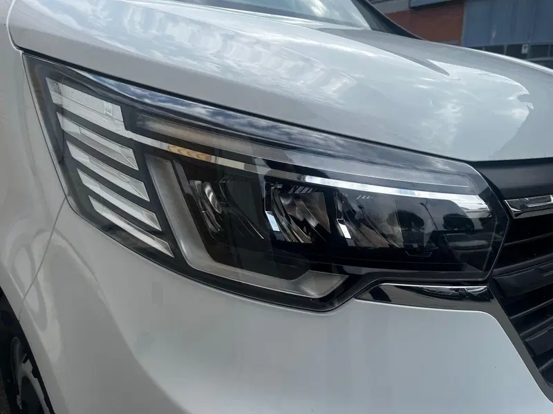 Renault Trafic Furgone usata a Rimini (4)