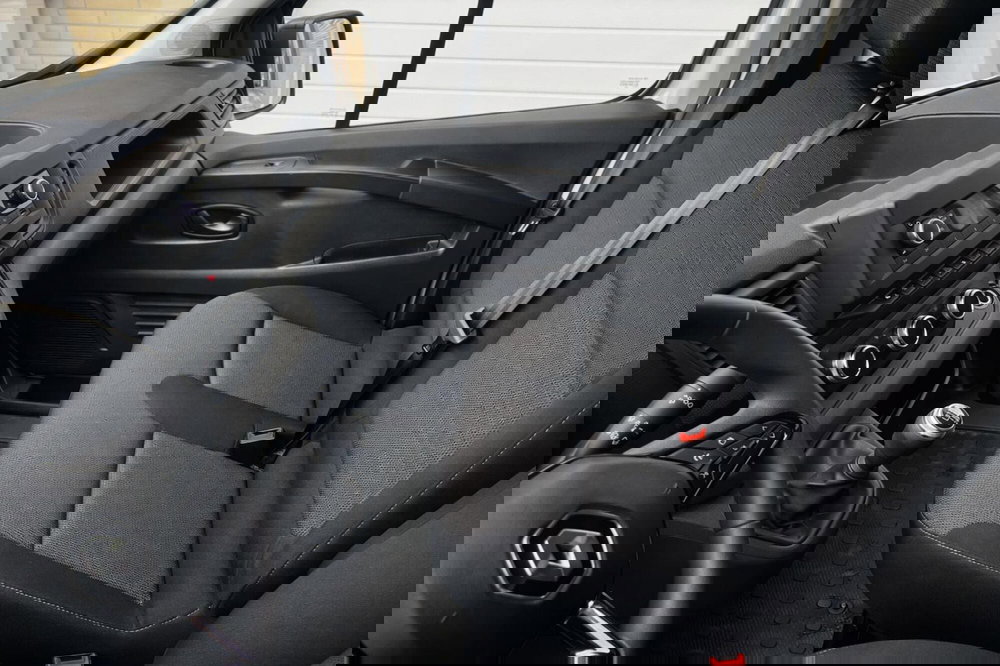 Renault Trafic Furgone usata a Rimini (8)