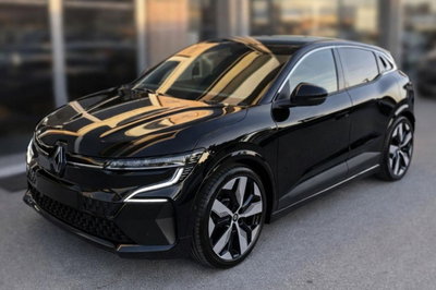 Renault Megane E-Tech Electric Techno EV60 220cv AC22 nuova a Rimini