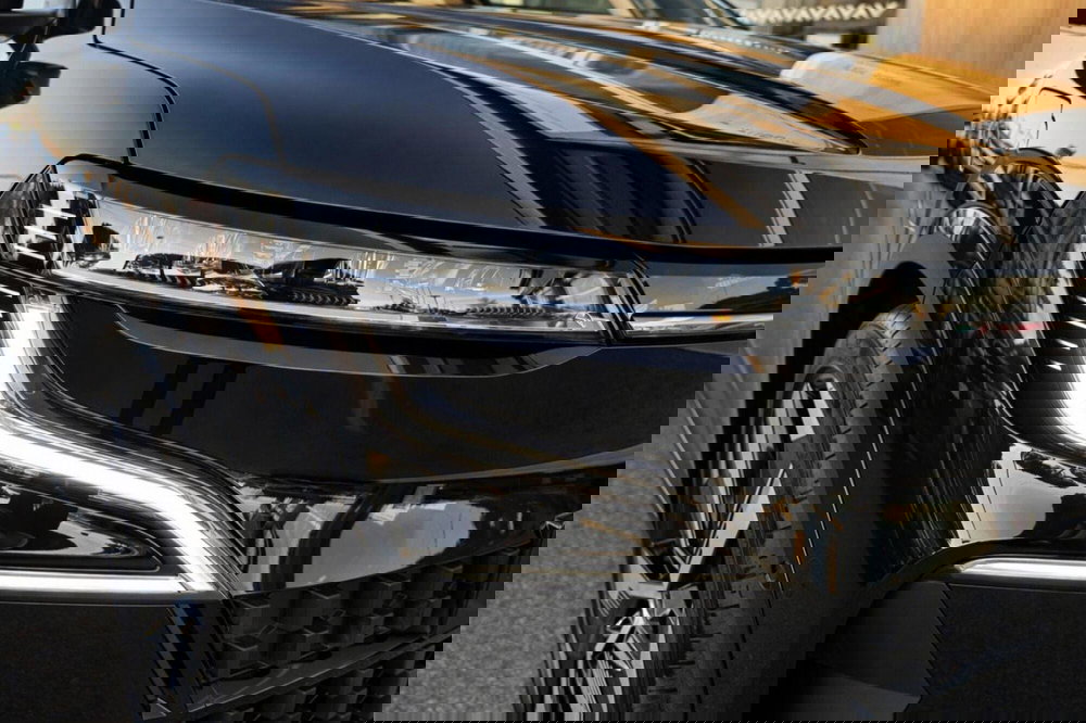 Renault Megane E-Tech Electric nuova a Rimini (2)