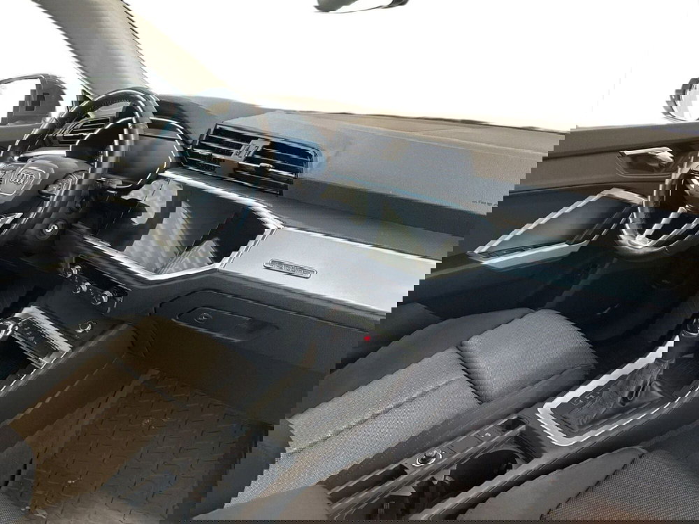 Audi Q3 Sportback usata a Napoli (10)