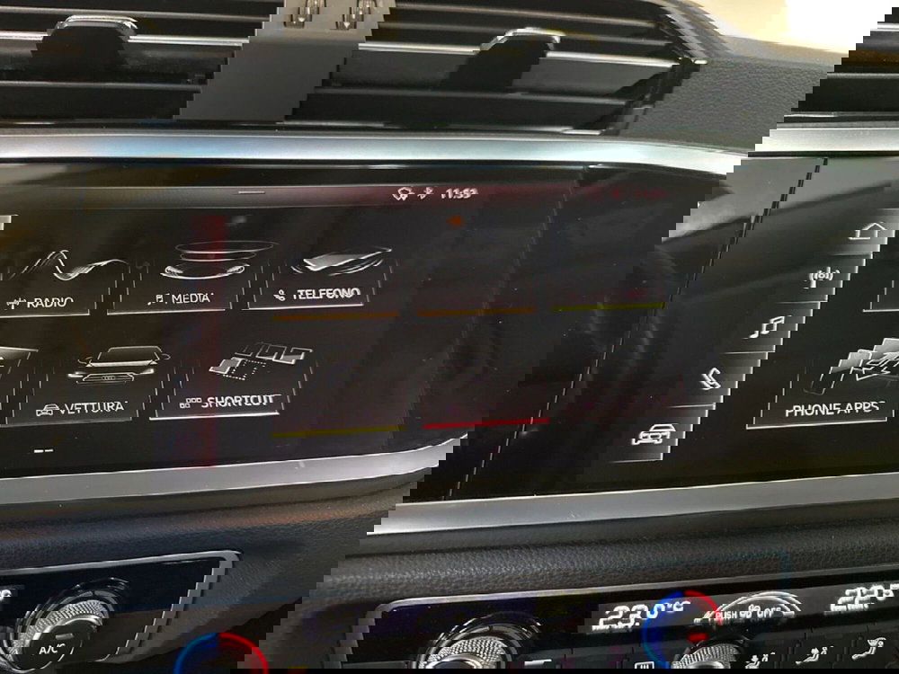 Audi Q3 Sportback usata a Napoli (13)