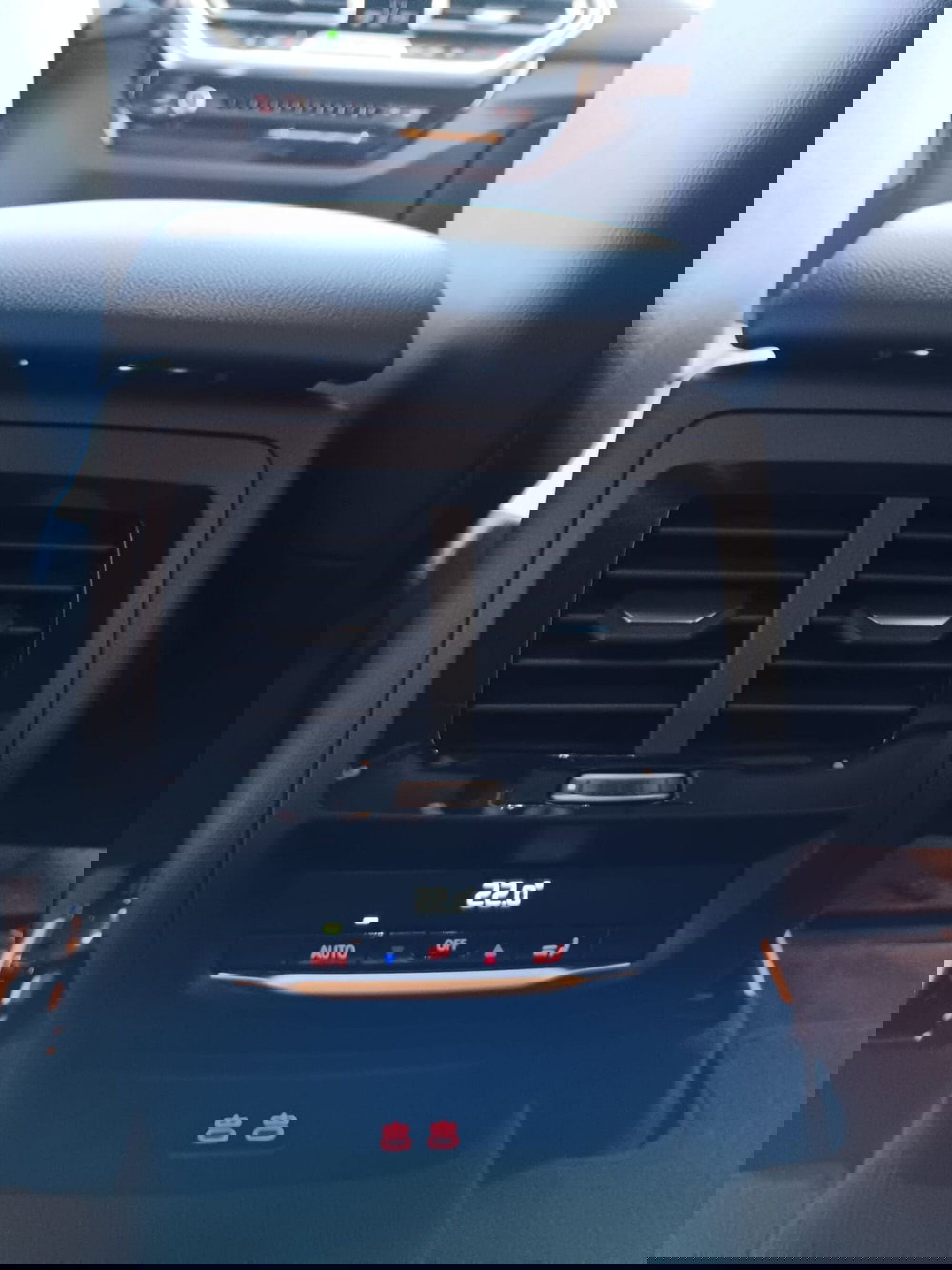 BMW X3 nuova a Asti (17)