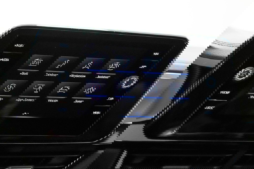 Volkswagen T-Roc usata a Varese (15)