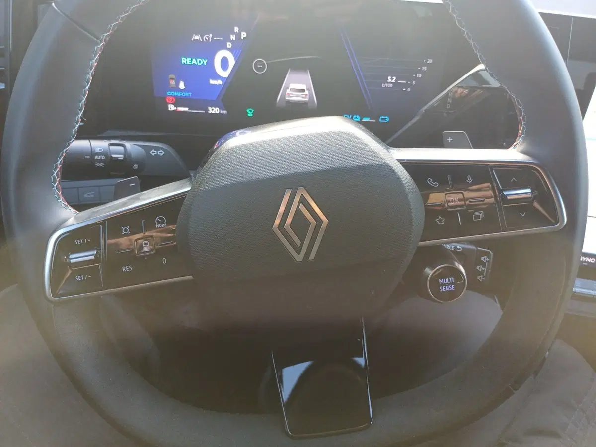 Renault Austral usata a Frosinone (11)