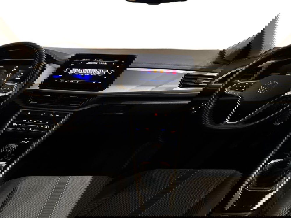 Volkswagen T-Roc usata a Prato (11)