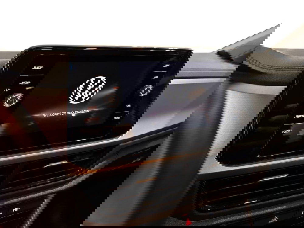 Volkswagen T-Roc usata a Prato (14)