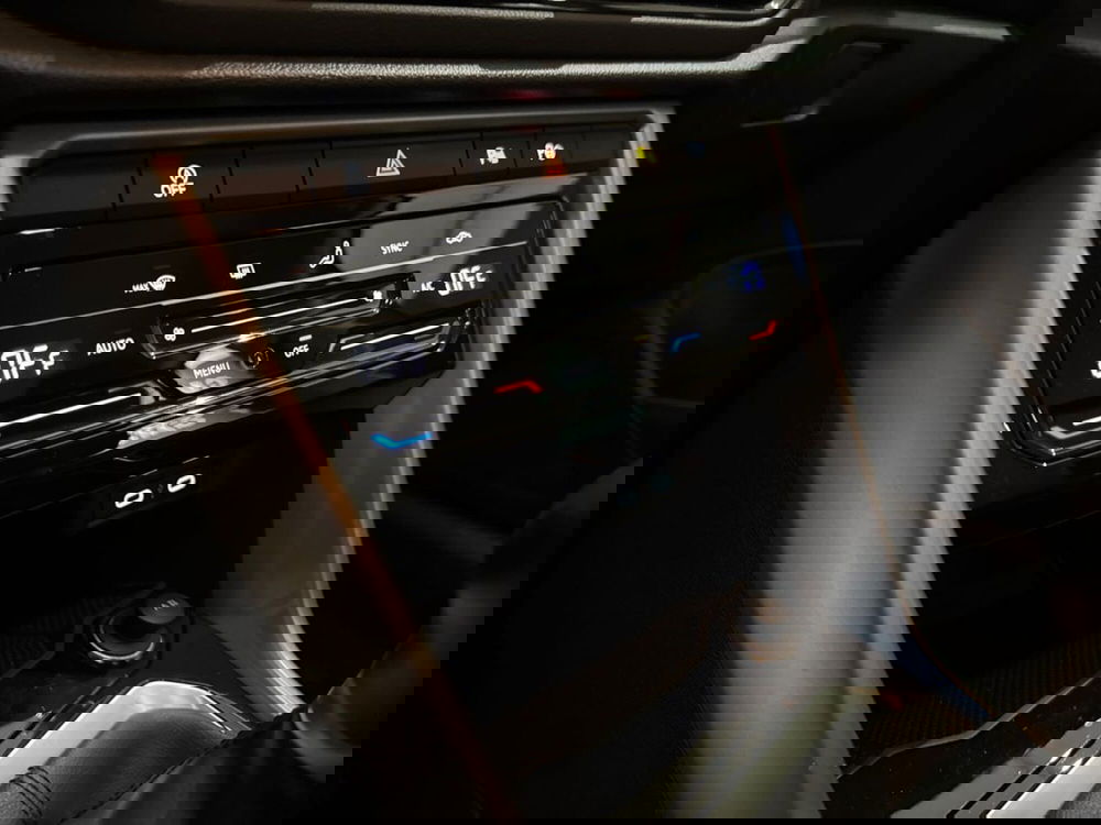 Volkswagen T-Roc usata a Prato (15)