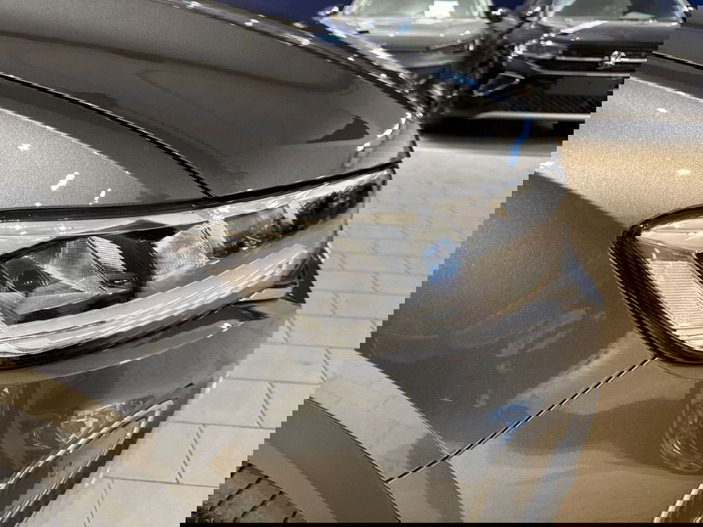 Volkswagen T-Roc usata a Prato (7)