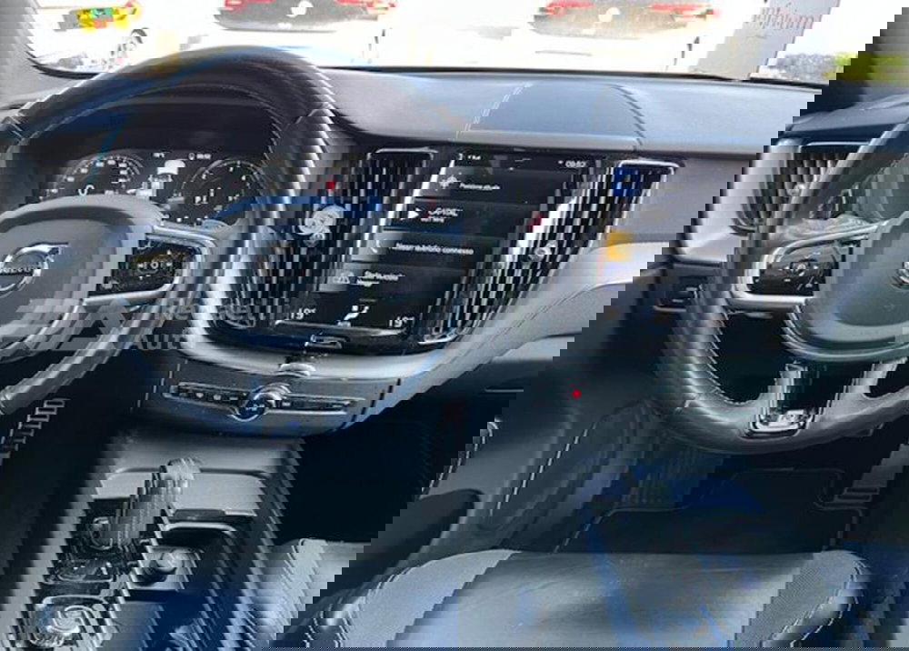 Volvo XC60 usata a Lecco (7)