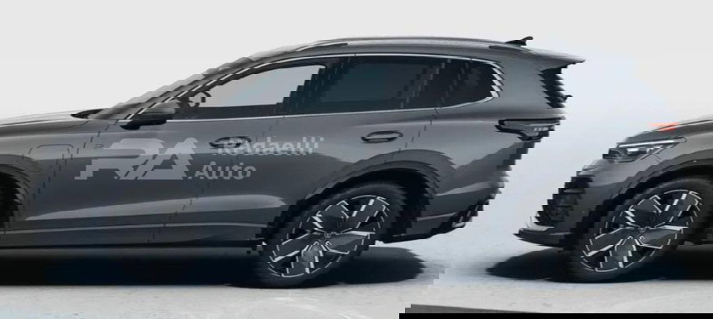 Volkswagen Tiguan nuova a Lecco (2)