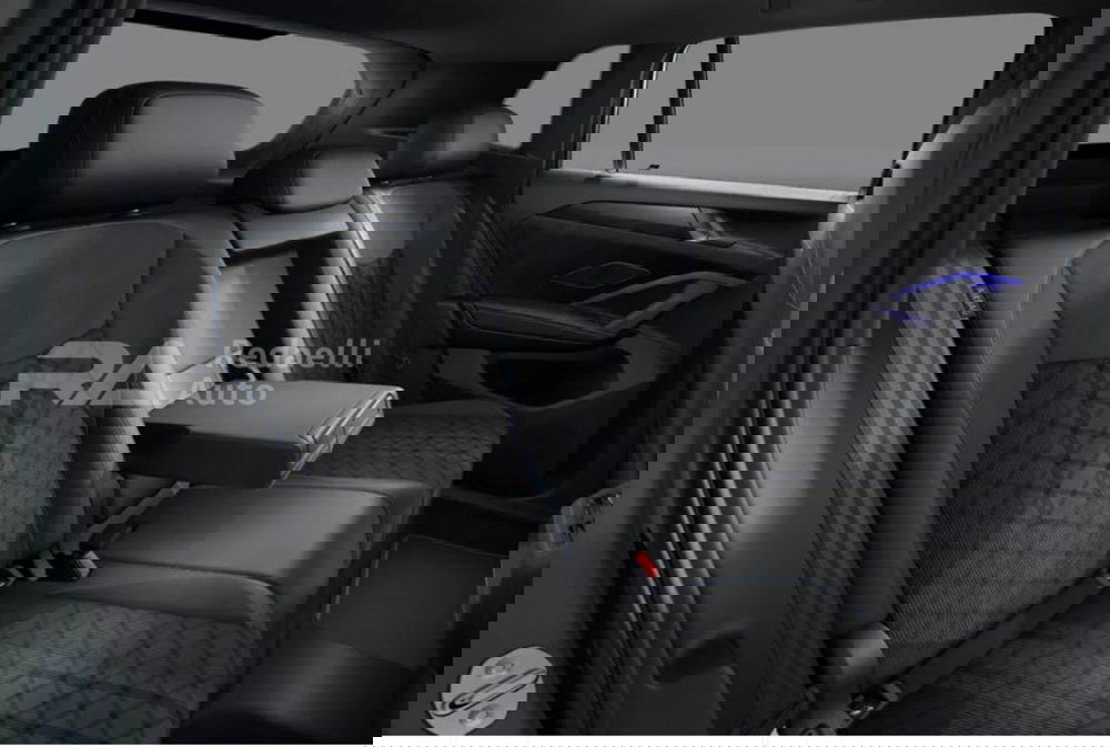 Volkswagen Tiguan nuova a Lecco (7)