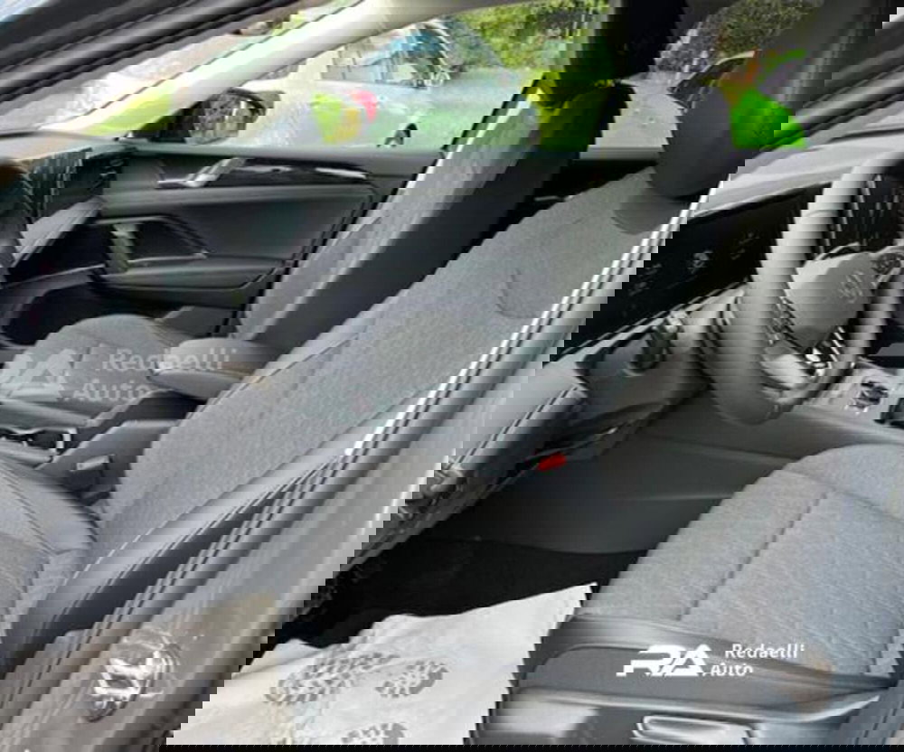 Volkswagen Tiguan nuova a Lecco (4)