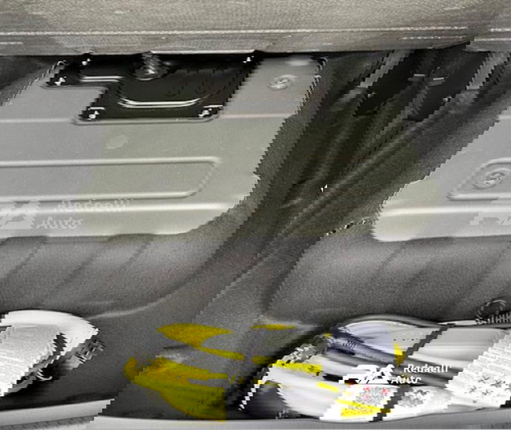 Volkswagen Tiguan nuova a Lecco (11)