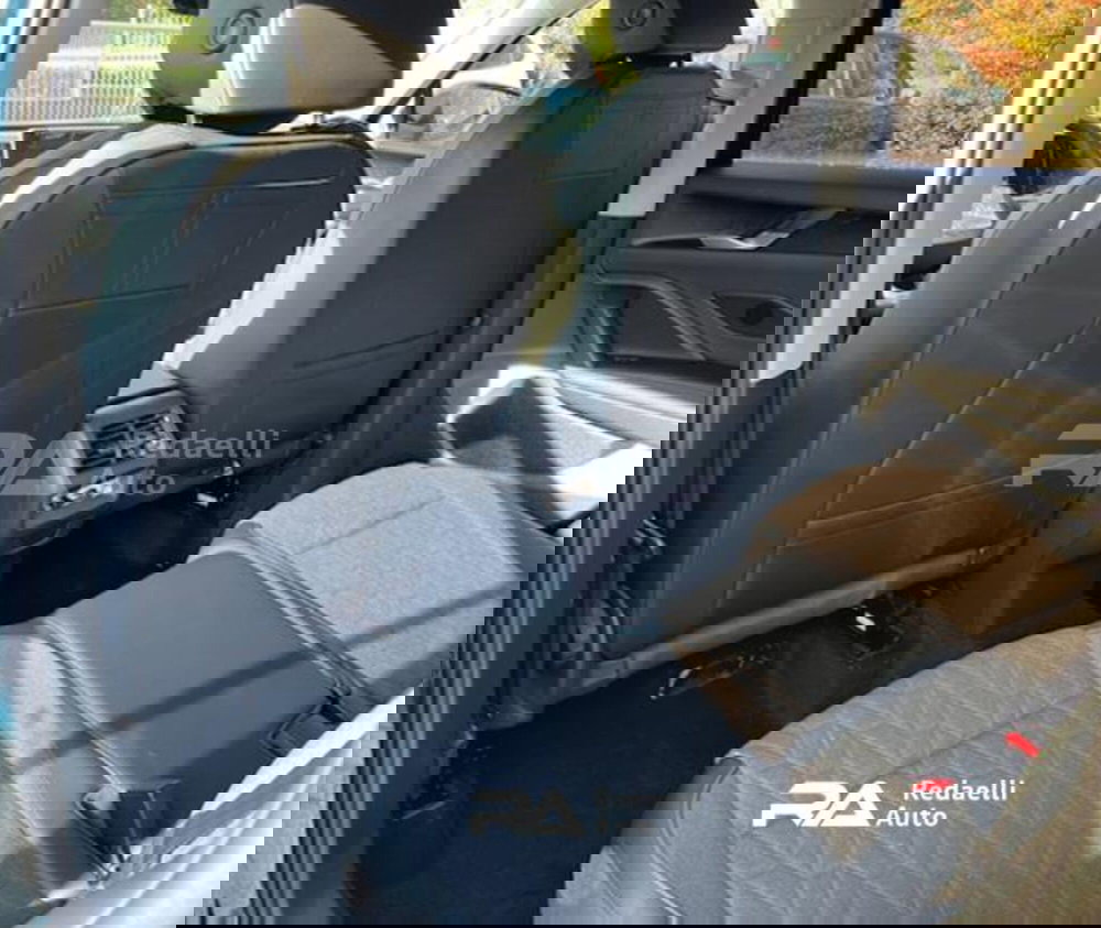 Volkswagen Tiguan nuova a Lecco (6)