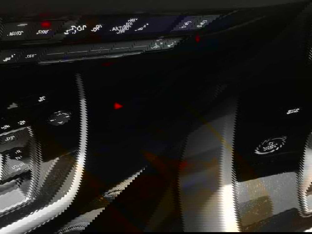 Audi Q4 Sportback usata a Pistoia (9)