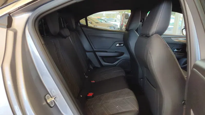 Opel Mokka nuova a Firenze (12)