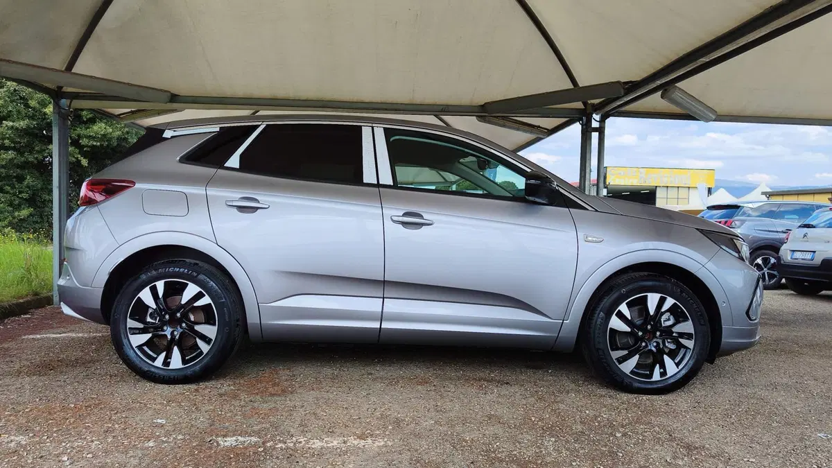 Opel Grandland nuova a Firenze (10)